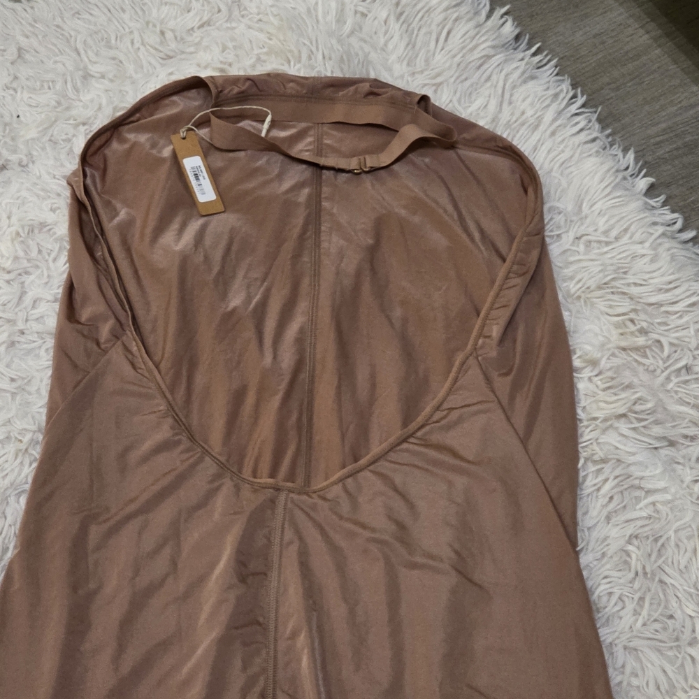 SKIMS Halter Neck Catsuit/Sienna/ 3X/ NWT - Picture 5 of 16